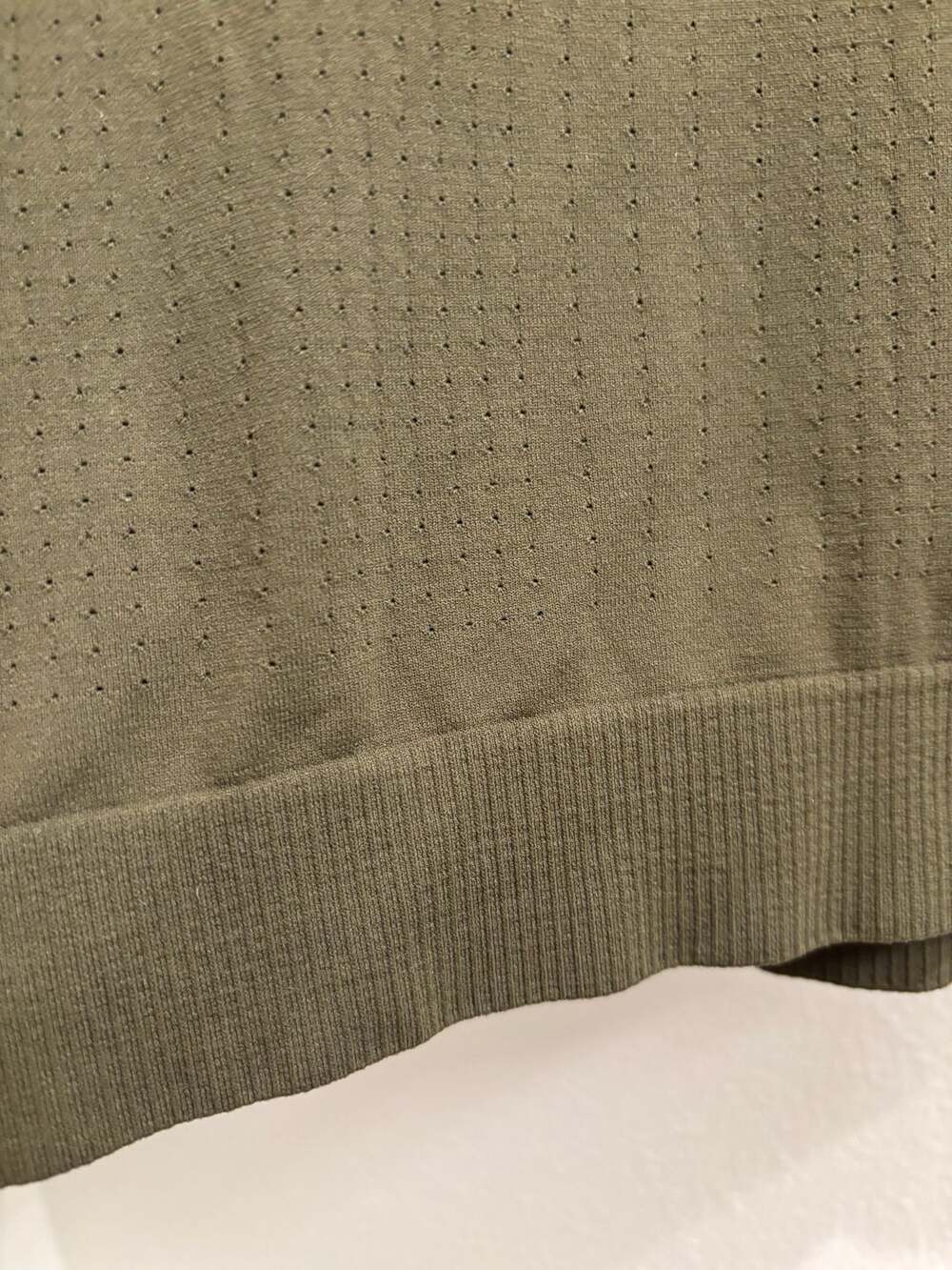 Athleta - Picture 4 of 4